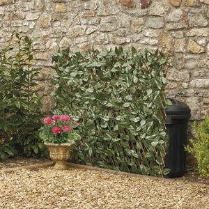 Expandable Artificial Hedge Trellis - Ivy